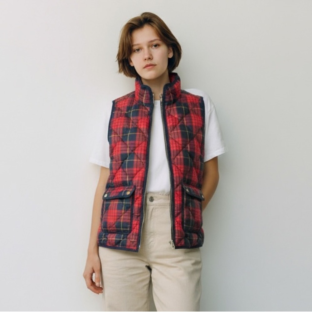 J Crew Tartan Plaid Puffer Vest Size Small EUC